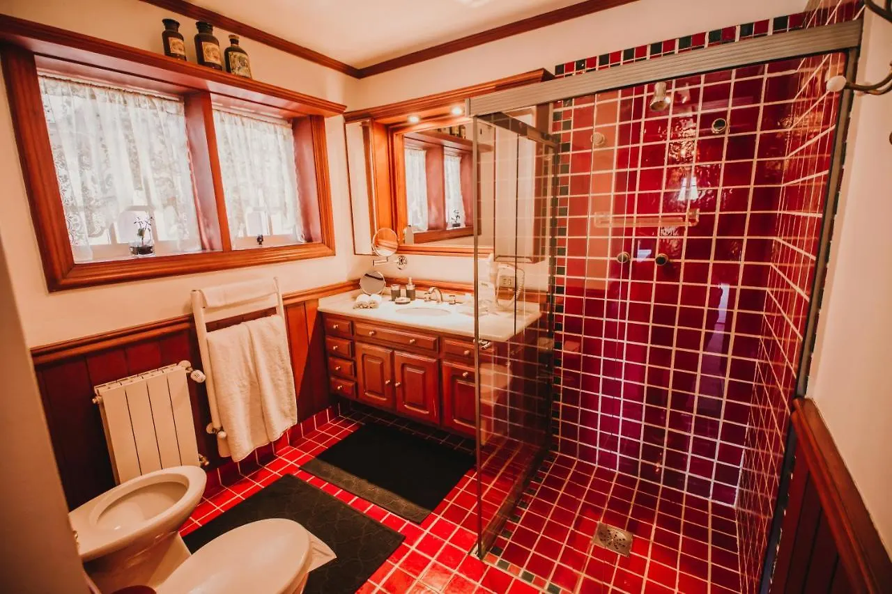 Chateau La Villette Campos do Jordao Guest house